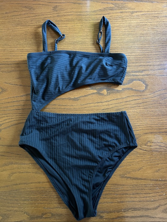 Shade & Shore Other - NWOT Shade & Shore Women’s Ribbed Cutout One-Piece - Size Small